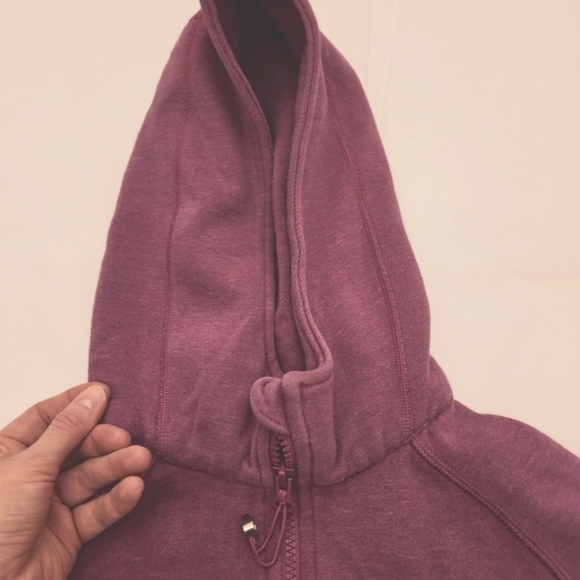 EUC Lululemon Athletica Scuba Full Zip Hoodie, Deep Purpe/Burgundy, Size 6 - Picture 8 of 9